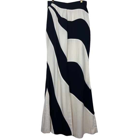 Taller Marmo Largo Mar Striped Crepe Flared Pants - Picture 4 of 11